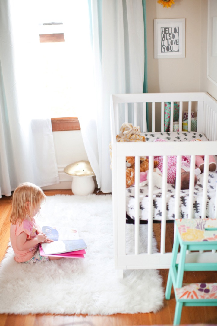 madeline reading to Freia