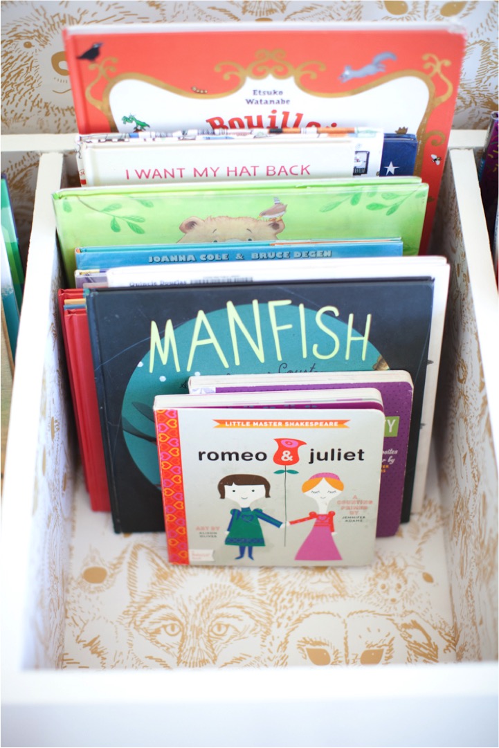 kids book bin